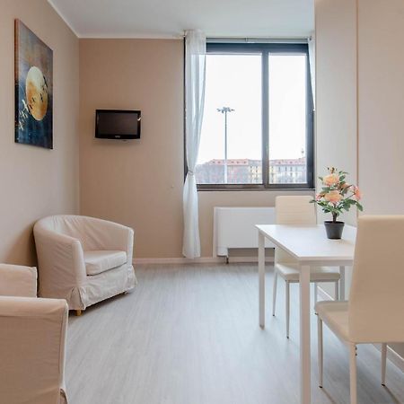 Sole Apartment Торино Екстериор снимка