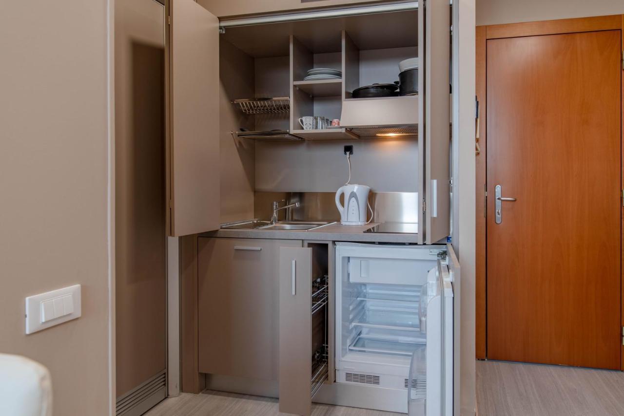 Sole Apartment Торино Екстериор снимка